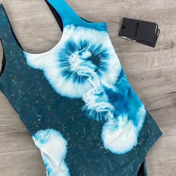 ☀️HURLEY☀️ QUICK DRY CL SPRAY BODYSUIT ONE PEICE - Picture 8 of 10